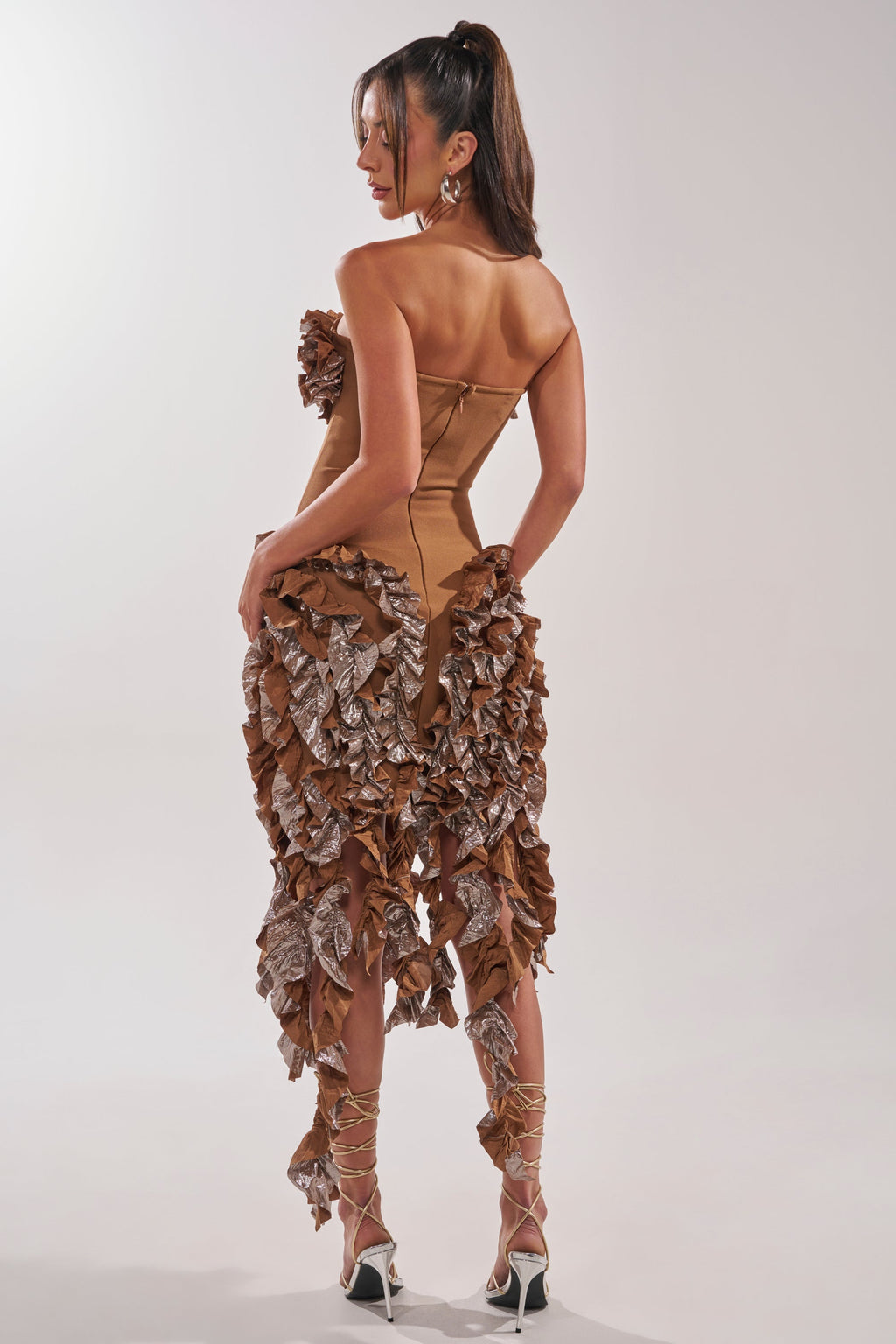 CITY LIGHTS RUFFLE MIDI DRESS IN BRONZE
