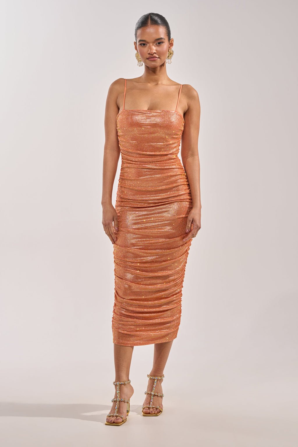 KILL THE LIGHTS STRAPLESS RHINESTONE MIDI DRESS IN PEACH BELLINI