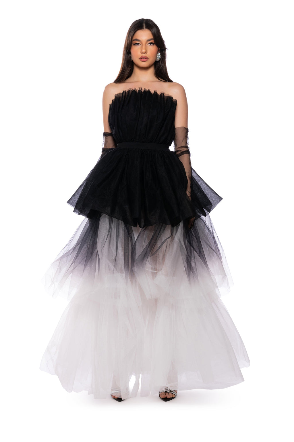 IT'S GIVING GLAM MAXI DRESS